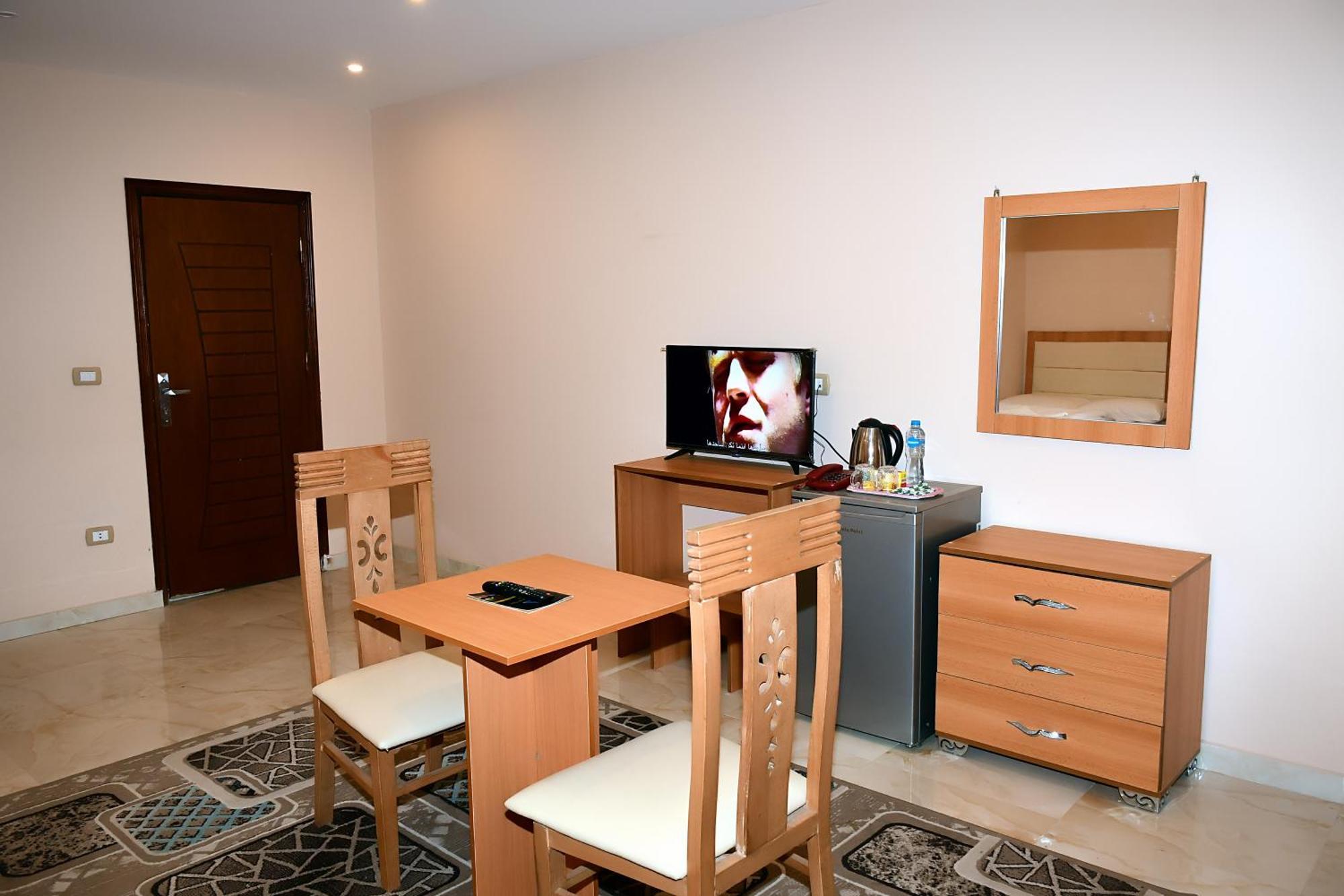 Grand Golden Pyramids View Hotel Kafrat al Jabal Экстерьер фото