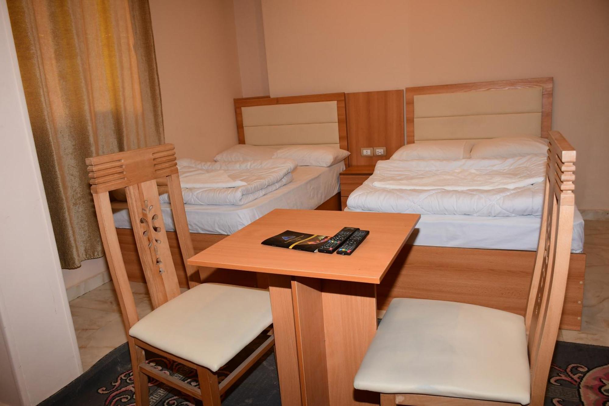 Grand Golden Pyramids View Hotel Kafrat al Jabal Экстерьер фото