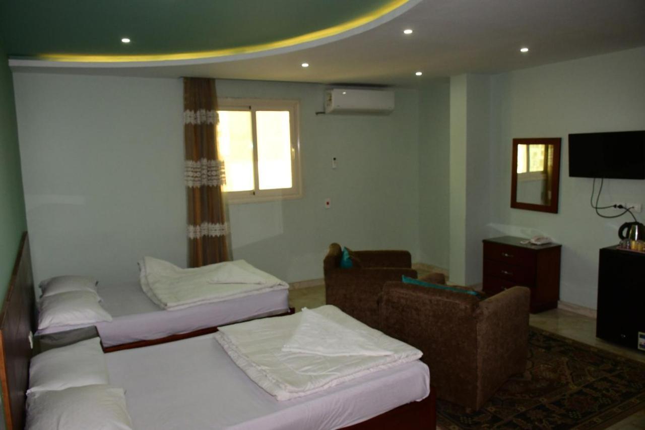 Grand Golden Pyramids View Hotel Kafrat al Jabal Экстерьер фото